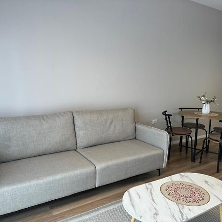 Appartement Olivia House à Yzberishti Extérieur photo